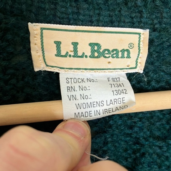L.L. Bean Dark Forest Green Cable Knit Aran Fisherman Cardigan made in Ireland - Picture 3 of 6